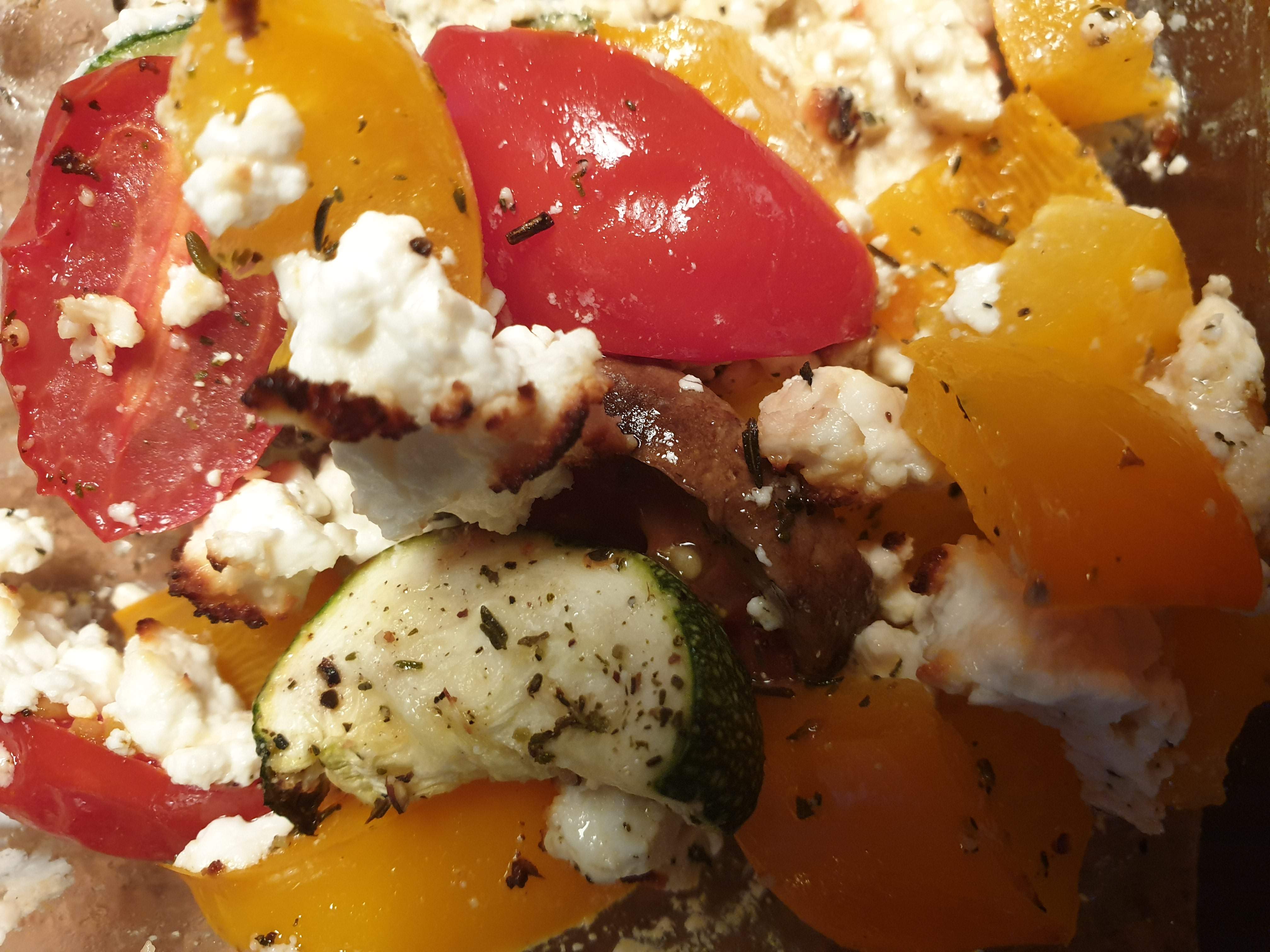 Gratinierter Feta mit Gemüse