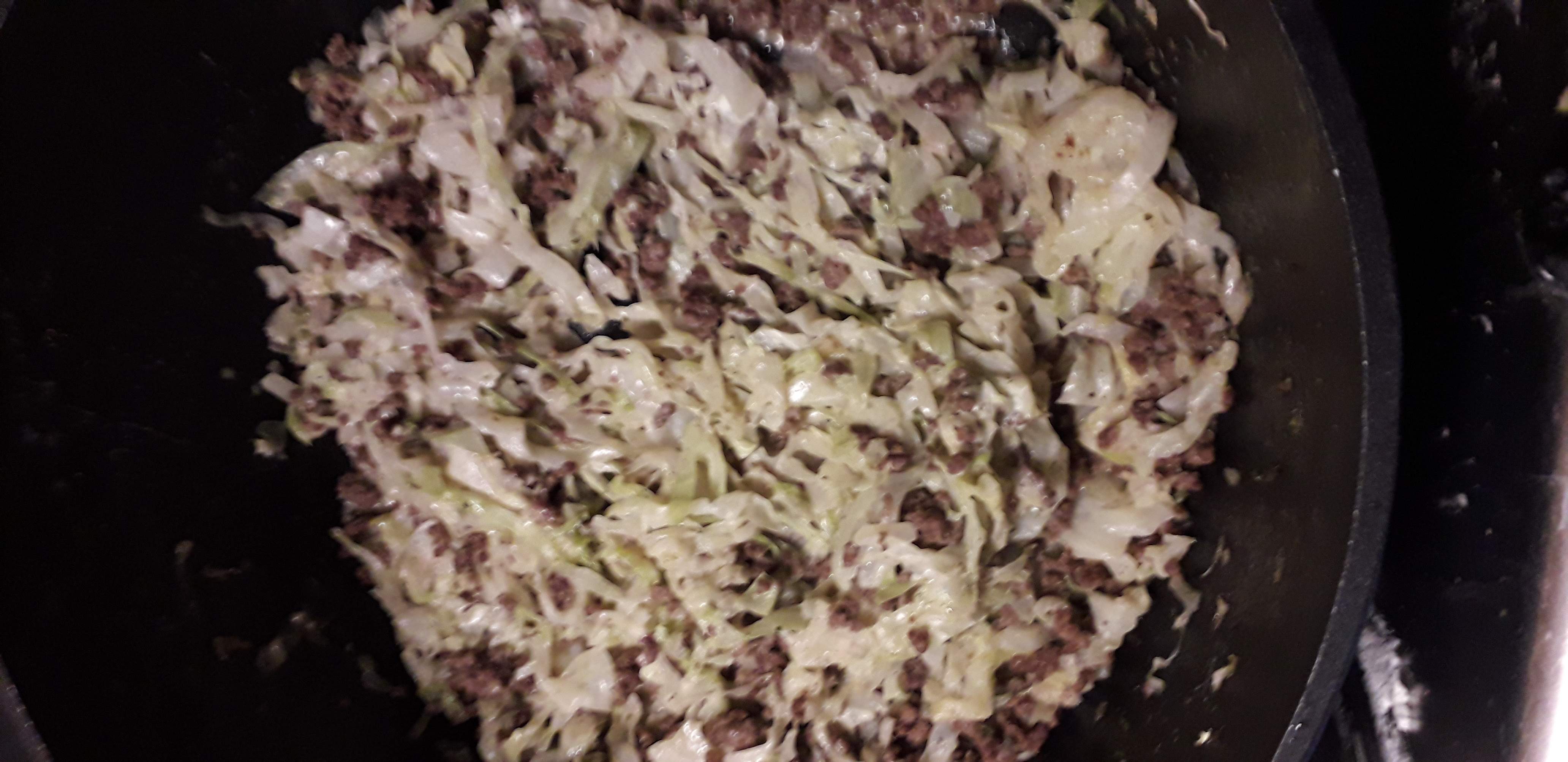 Spitzkohl-Hack-Pfanne