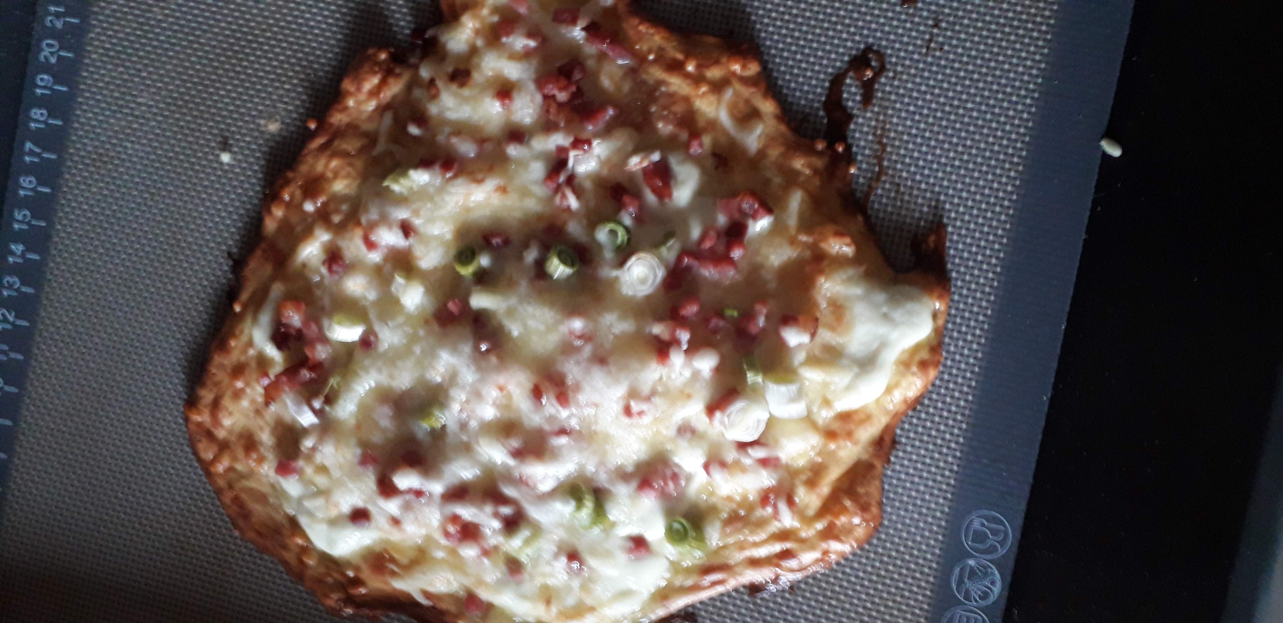 Low-Carb Flammkuchen