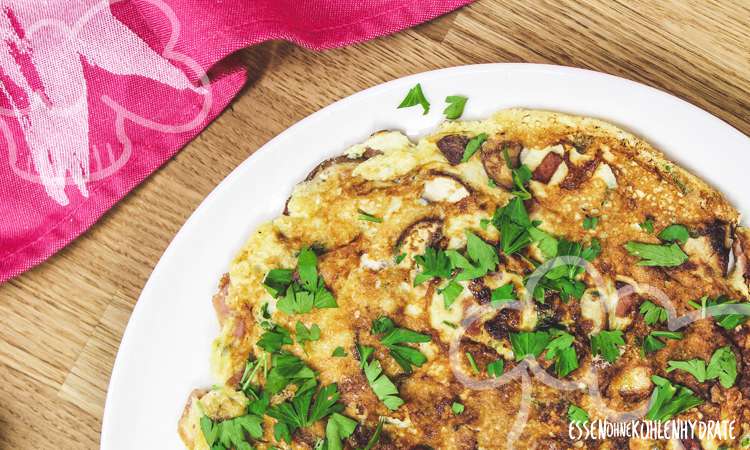 Low Carb Schinken-Champignon Omelette