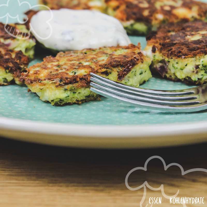 Leckere Low-Carb Zucchini-Feta Küchlein - Low Carb Rezepte