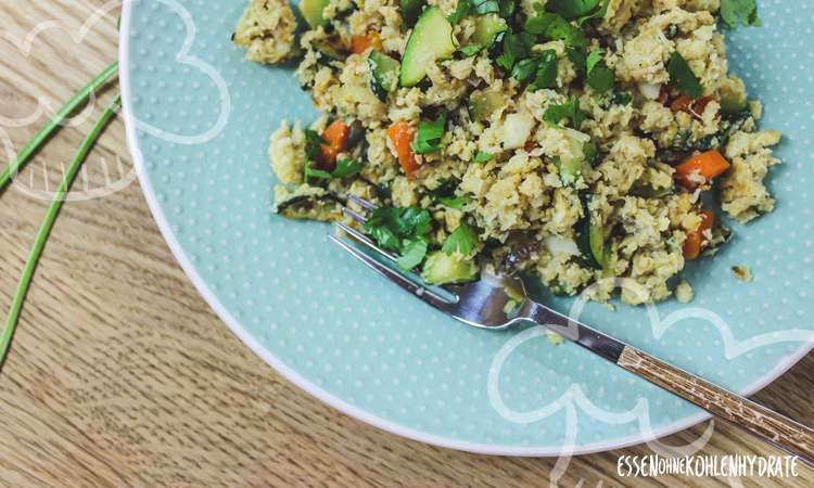 Low-Carb Blumenkohl-Reis mit Gemüse