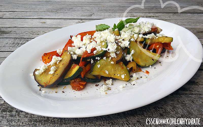 Gemischtes Grillgemüse mit Fetakäse - Essen ohne Kohlenhydrate