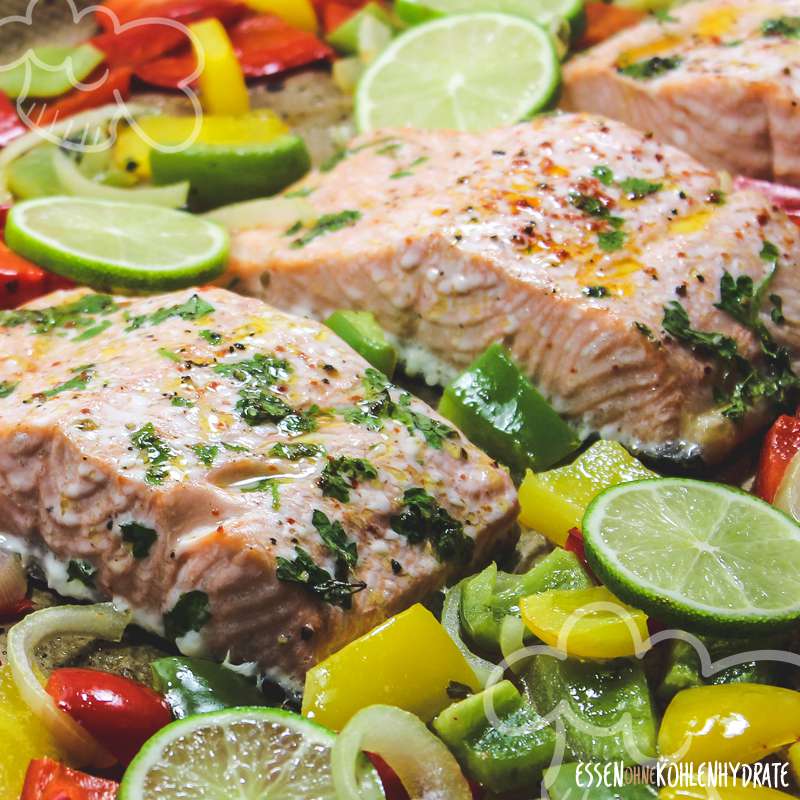 Lachs mit Paprikagemüse vom Blech