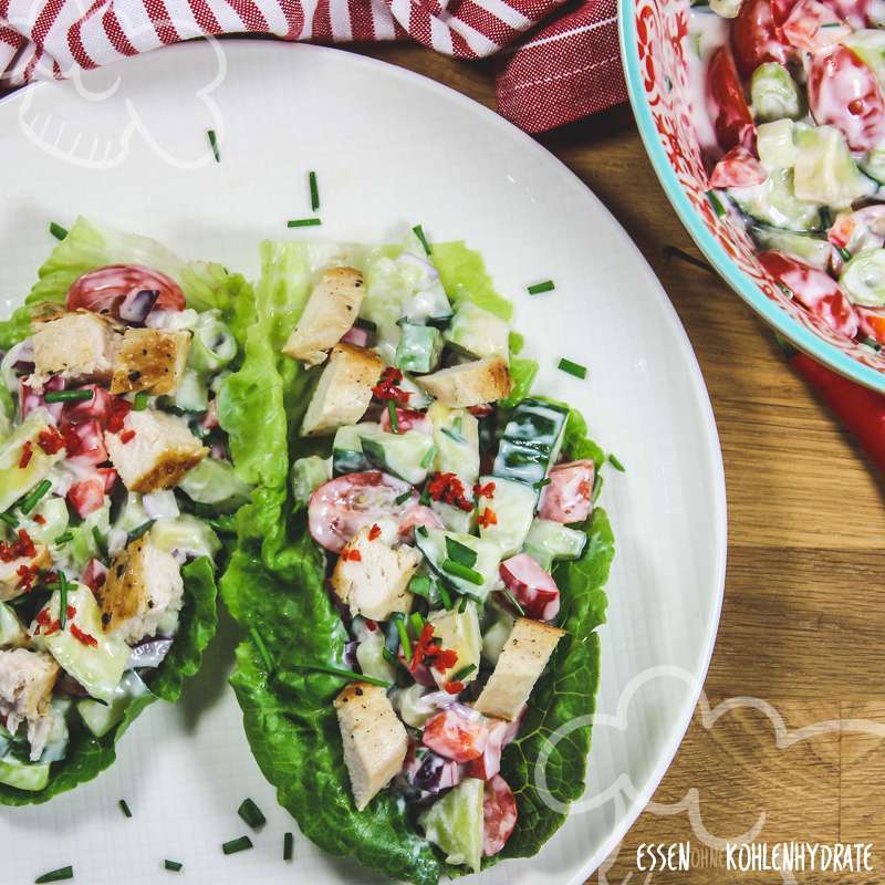 Salat-Tacos mit Hähnchen