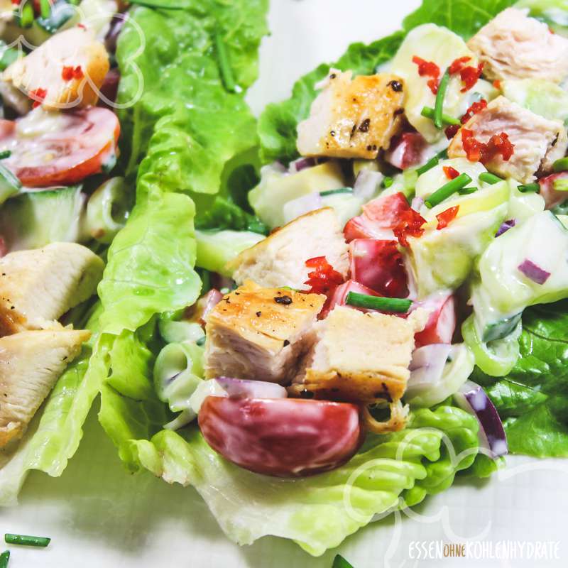 Salat-Tacos mit Hähnchen