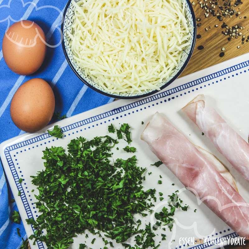 Pfannkuchenrolle mit Schinken