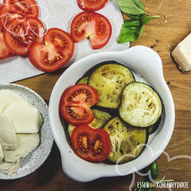 Auberginen-Auflauf mit Mozzarella - Essen ohne Kohlenhydrate