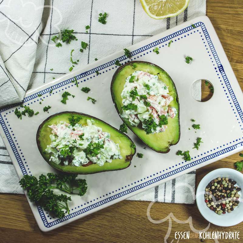 Gefüllte Avocado mit Lachs