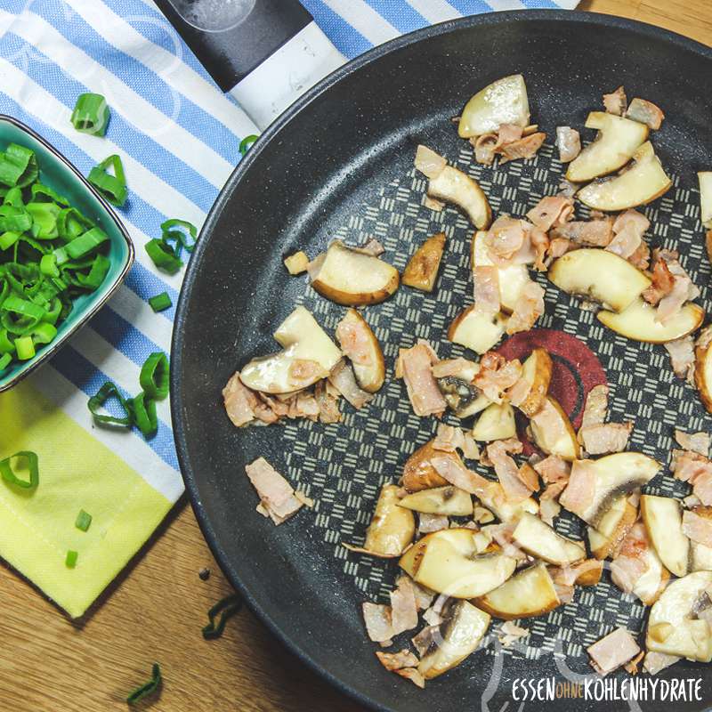 Omelette mit Champignons