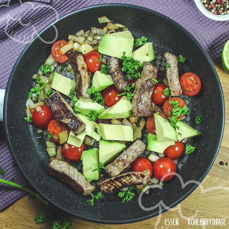 Avocado-Steak-Pfanne