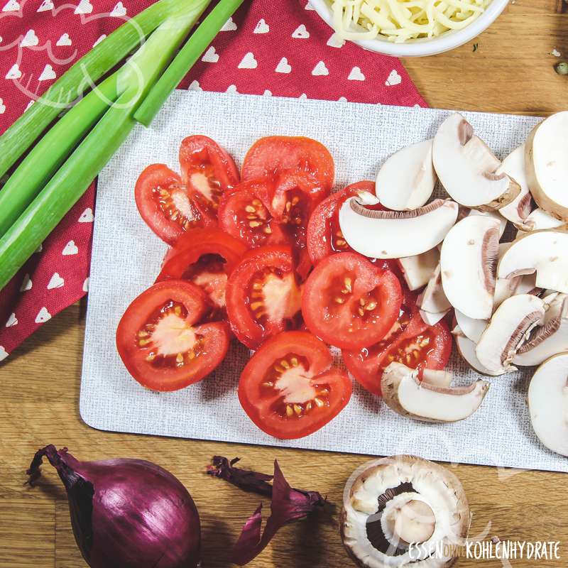 Tomaten-Champignon-Gratin - Essen ohne Kohlenhydrate