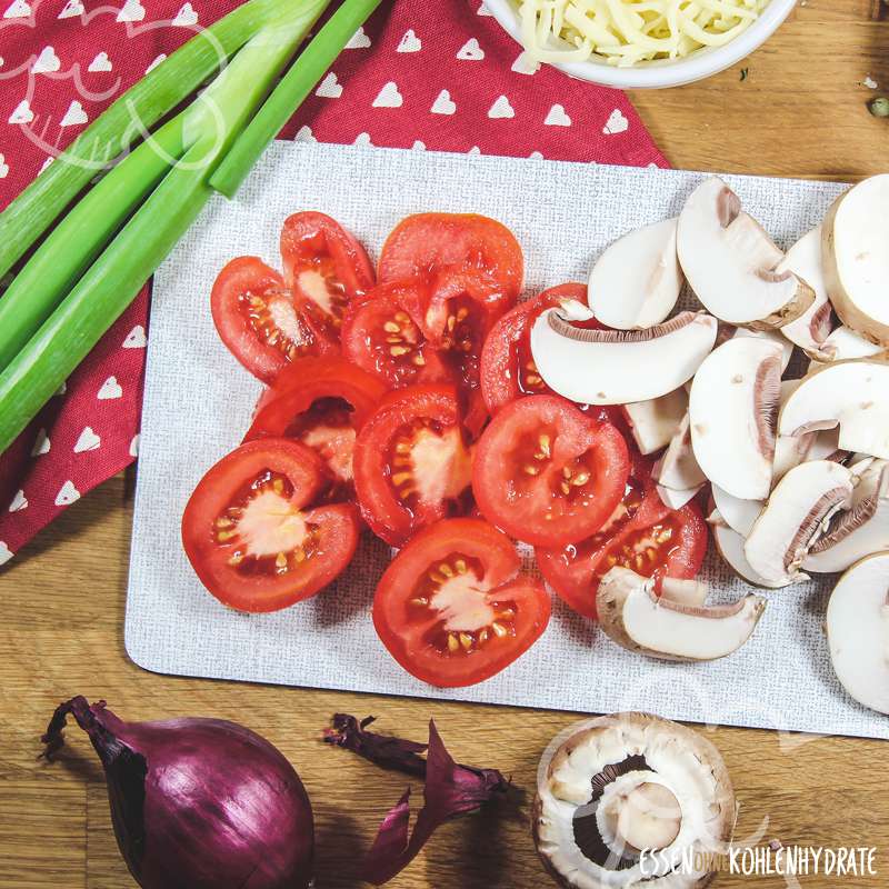 Tomaten-Champignon-Gratin