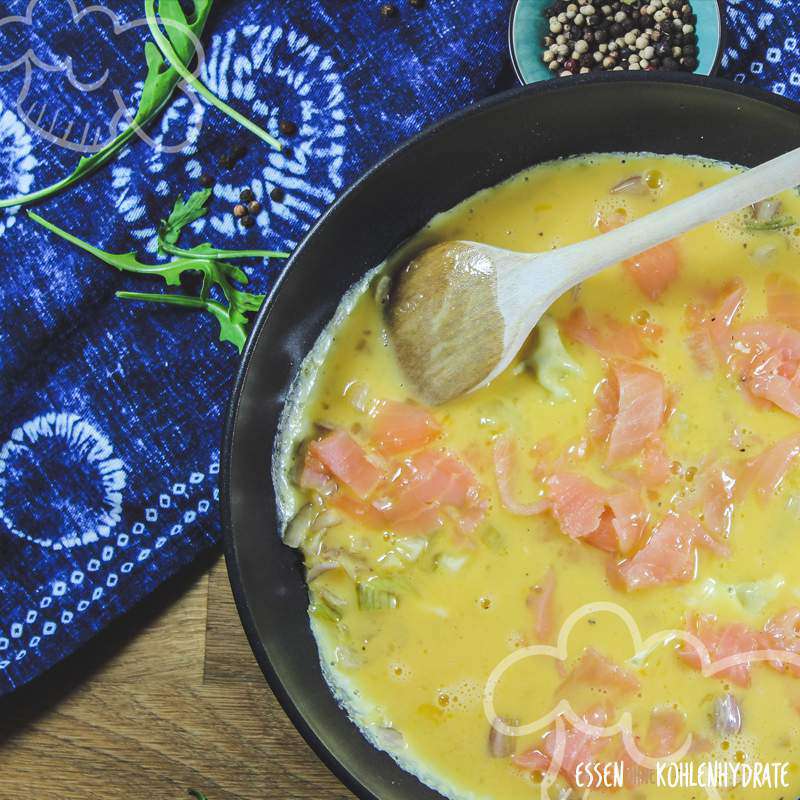 Rührei mit Lachs - Essen ohne Kohlenhydrate