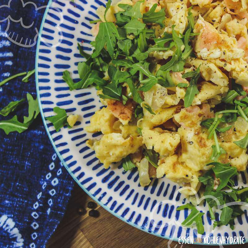 Rührei mit Lachs - Essen ohne Kohlenhydrate