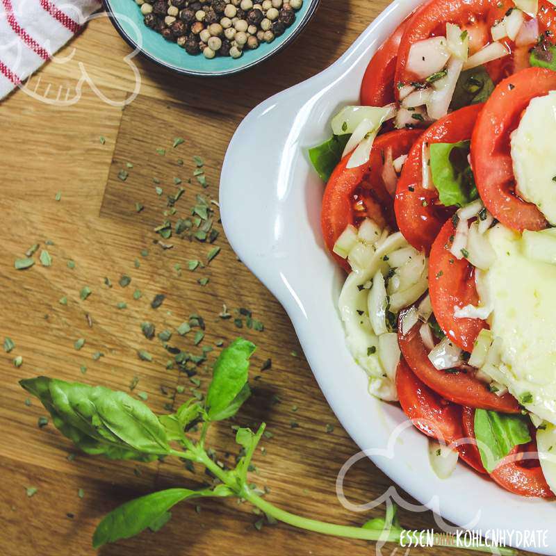 Tomate-Mozzarella aus dem Ofen