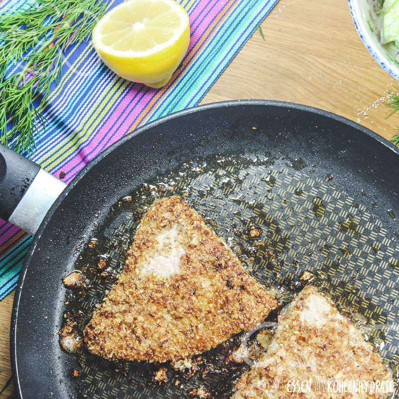 Schnitzel mit Mandelpanade - Essen ohne Kohlenhydrate