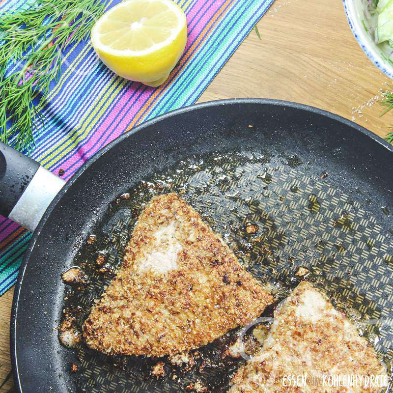 Schnitzel mit Mandelpanade