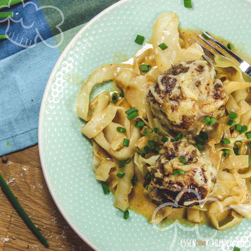 Hackbällchen mit Weißkohl