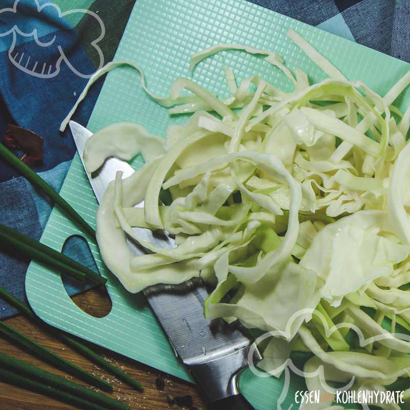 Hackbällchen mit Weißkohl