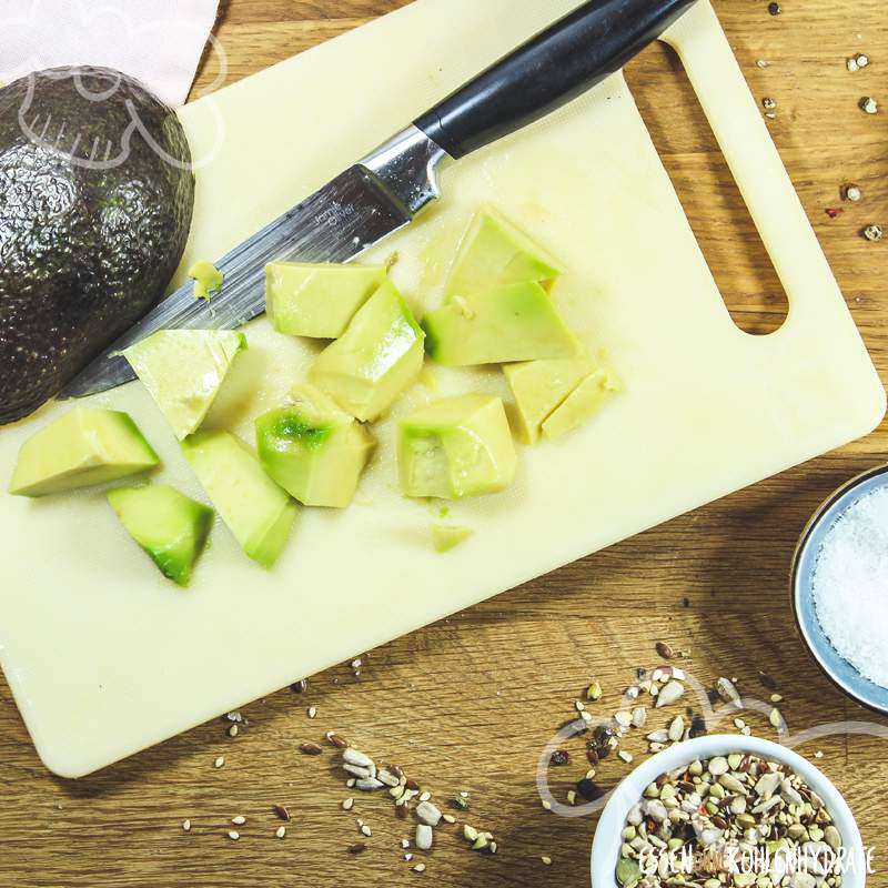 Spinatsalat mit Hähnchen - Essen ohne Kohlenhydrate