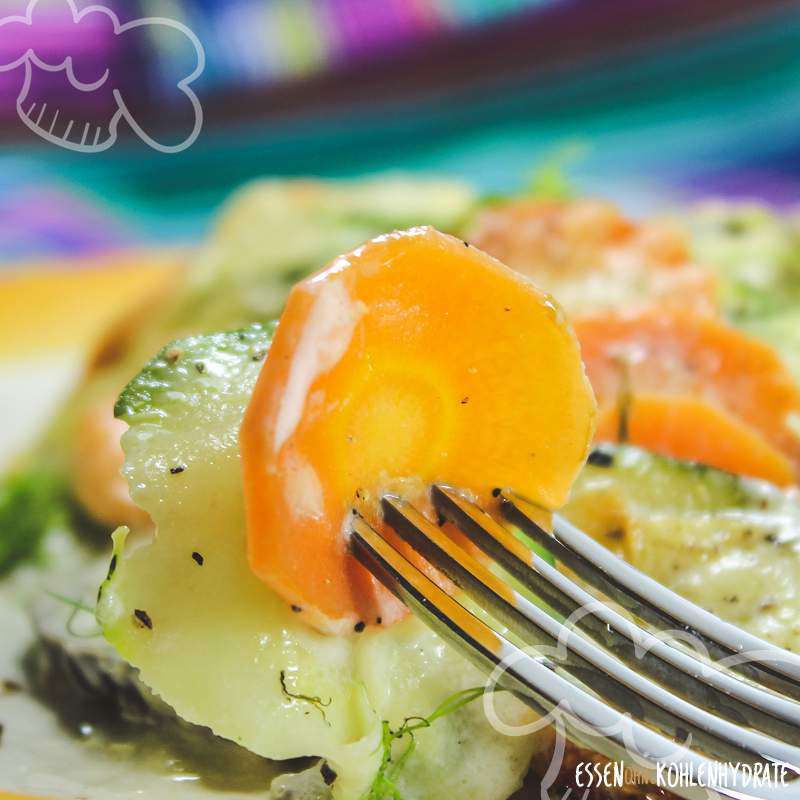 Gemüsegratin mit Bergkäse - Essen ohne Kohlenhydrate
