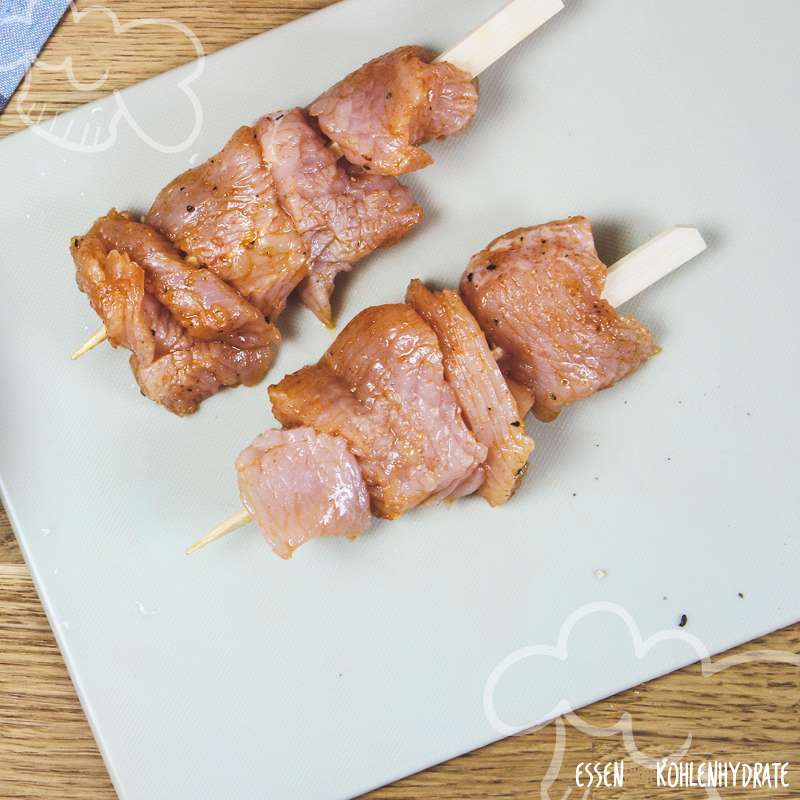 Salat mit Putenspießen