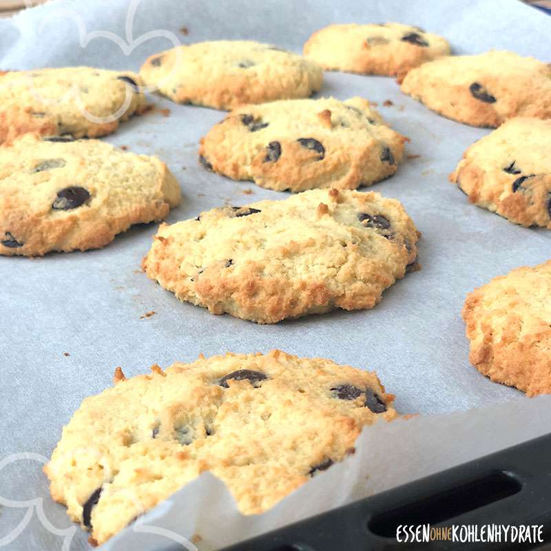 Low-Carb Chocolate Chip Cookies