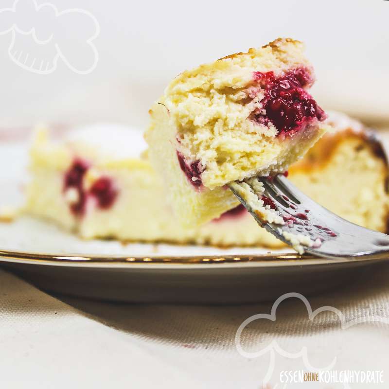 Low-Carb Käsekuchen mit Himbeeren