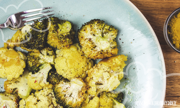 Brokkoli-Blumenkohl-Mix aus dem Ofen - Essen ohne Kohlenhydrate