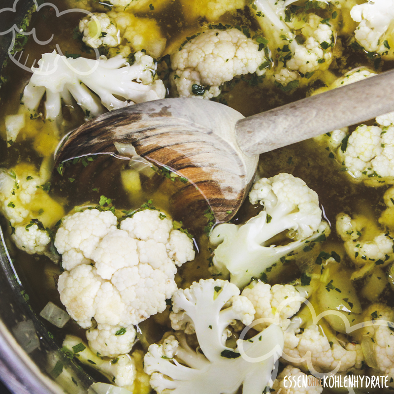 Schnelle Blumenkohl-Käse-Suppe