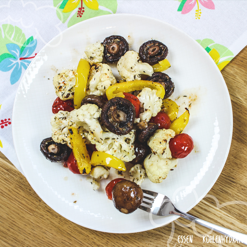 Ofenchampignons mit Gemüse - Essen ohne Kohlenhydrate