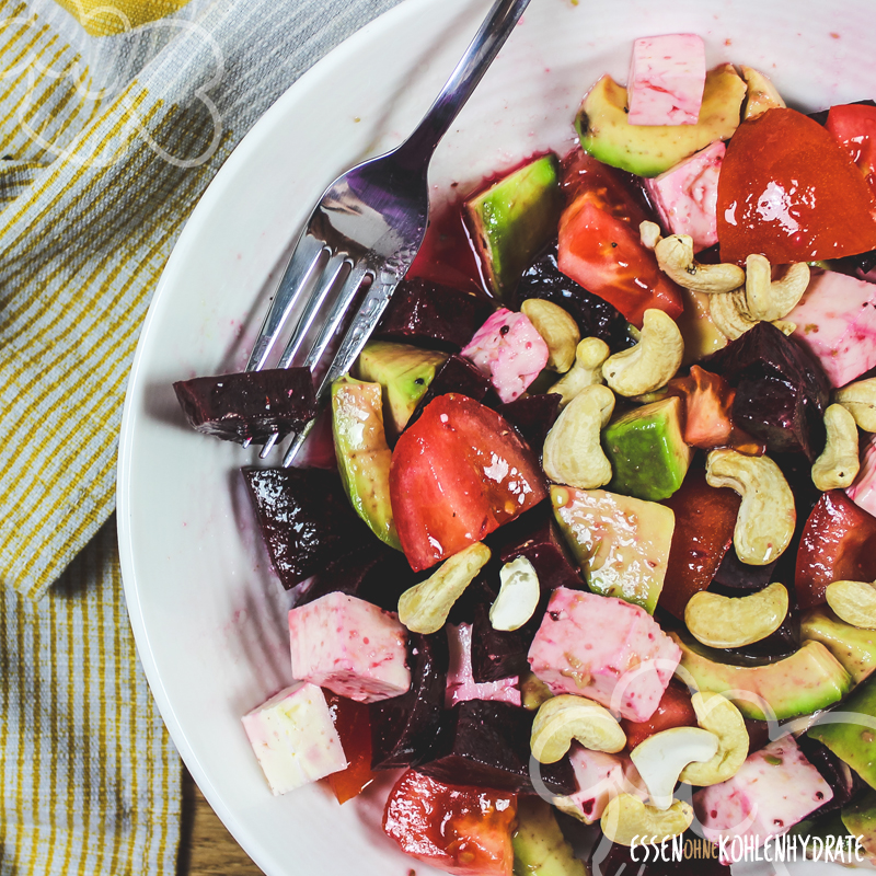 Rote Beete Avocado Salat