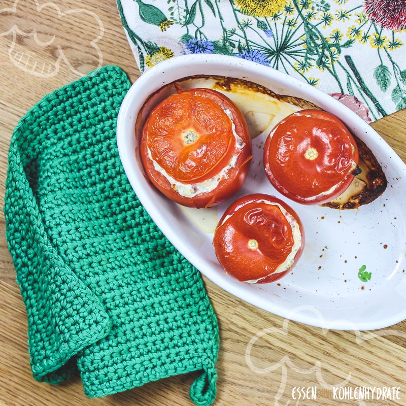 Gefüllte Tomaten mit Speck - Essen ohne Kohlenhydrate