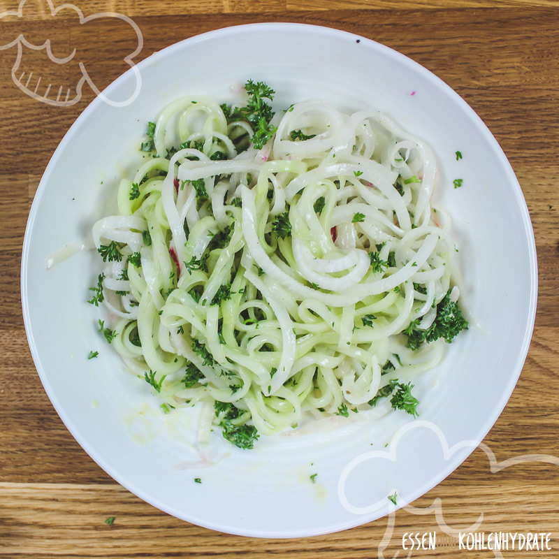 Rettichsalat mit Thunfisch - Essen ohne Kohlenhydrate