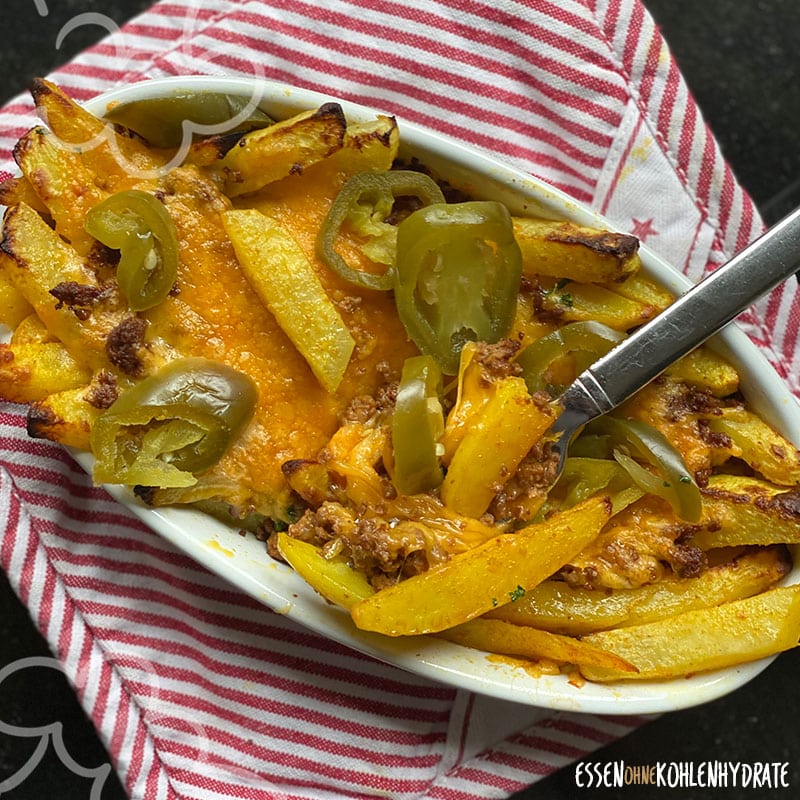 Chili Cheese Fries 4