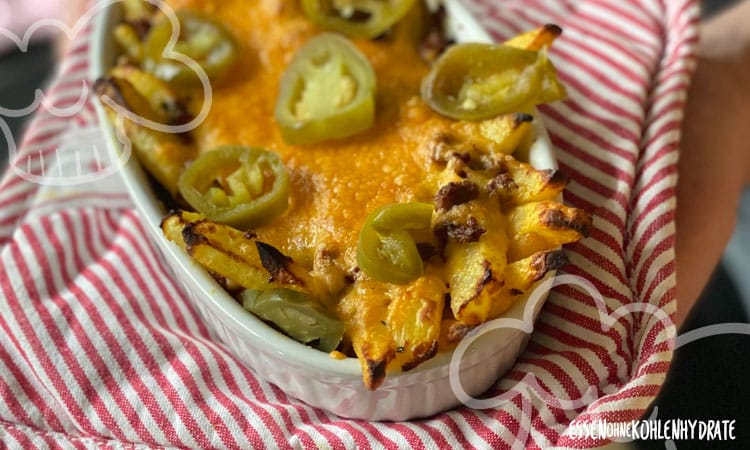 Low-Carb Chili-Cheese-Fries