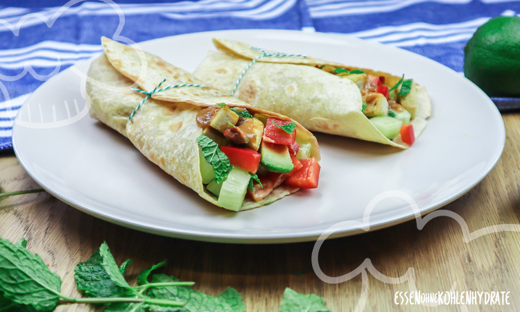Tofu-Wrap mit Erdnusssauce