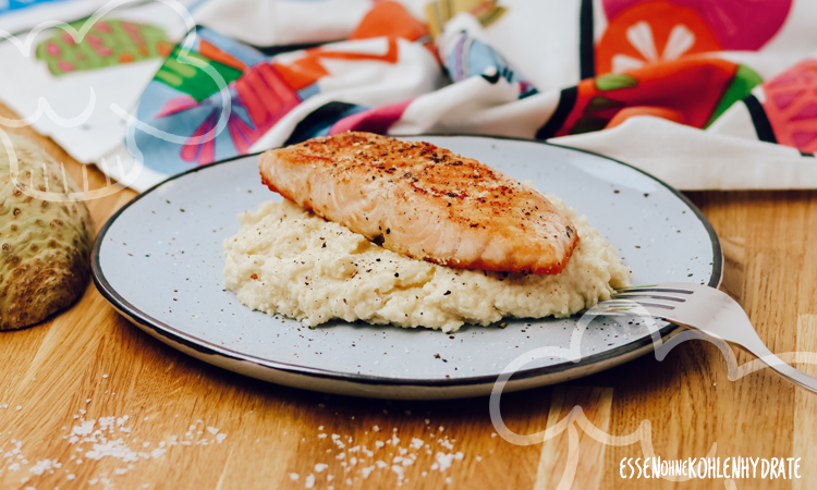 Lachs auf Selleriepüree