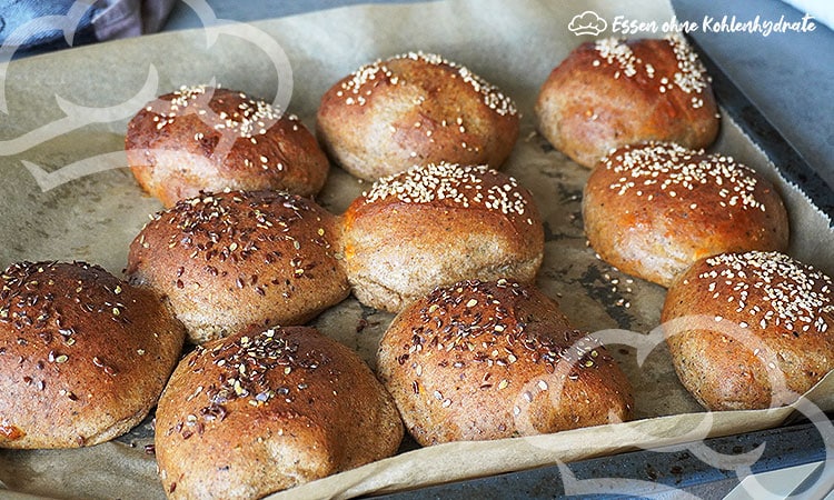 Low-Carb Quark-Buns Leinsamen